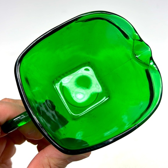 Vintage Anchor Hocking forest/emerald green glass creamer - Picture 3 of 5